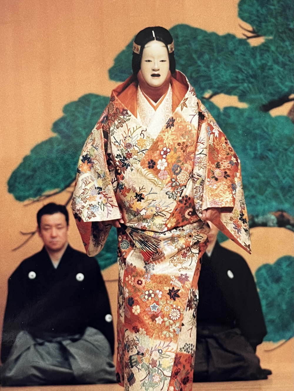 勝海登の能舞台