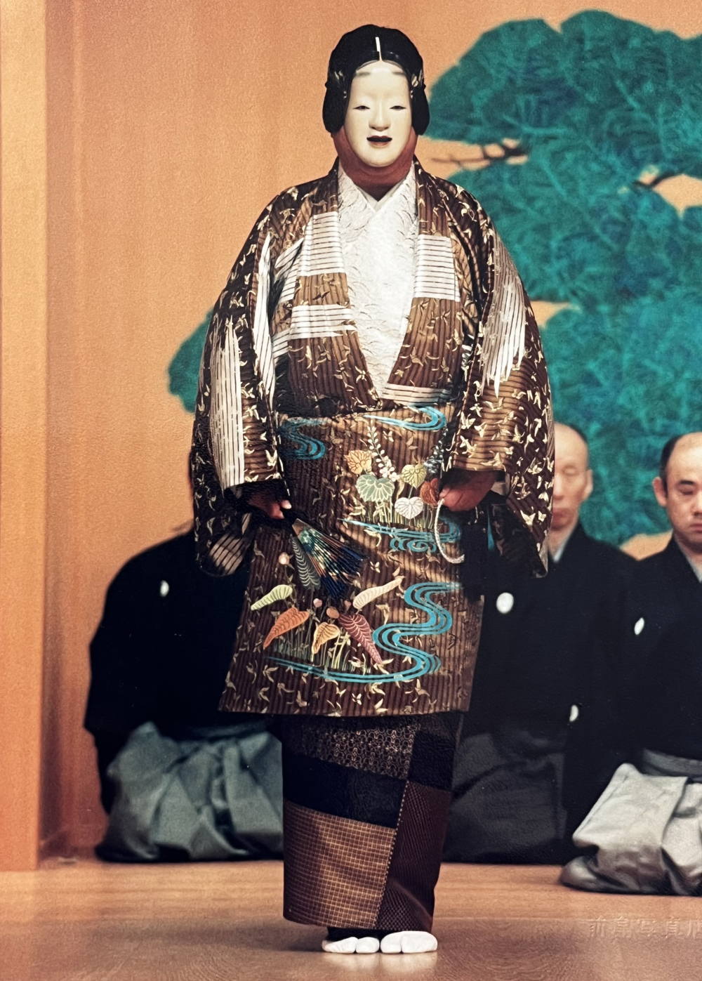 勝海登の能舞台